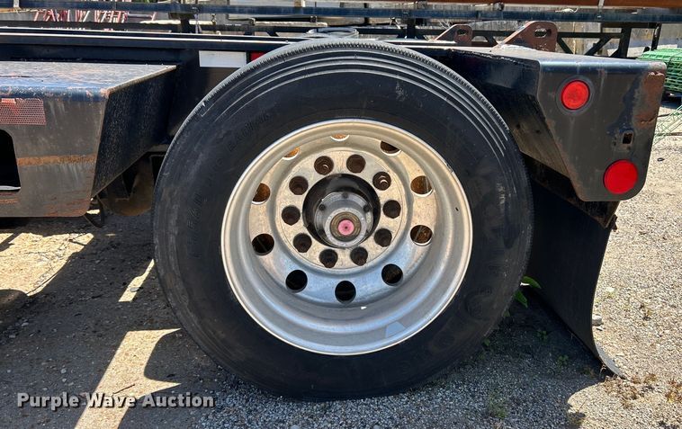 image for item EK4705 2007 Kalyn Siebert KSHRG-3-55T lowboy equipment trailer