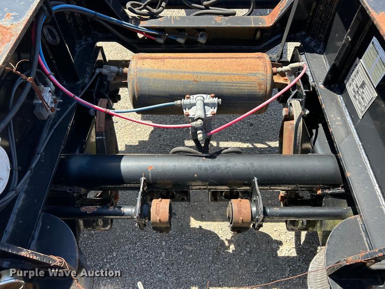 image for item EK4707 2009 Kalyn Siebert 12TSAF detachable tag axle