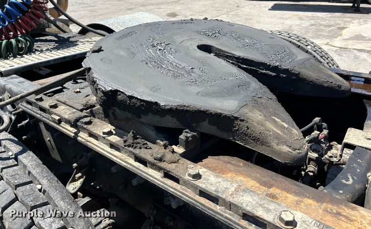 image for item EK4713 1997 International  9400 semi truck