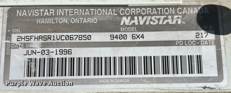 image for item EK4713 1997 International  9400 semi truck