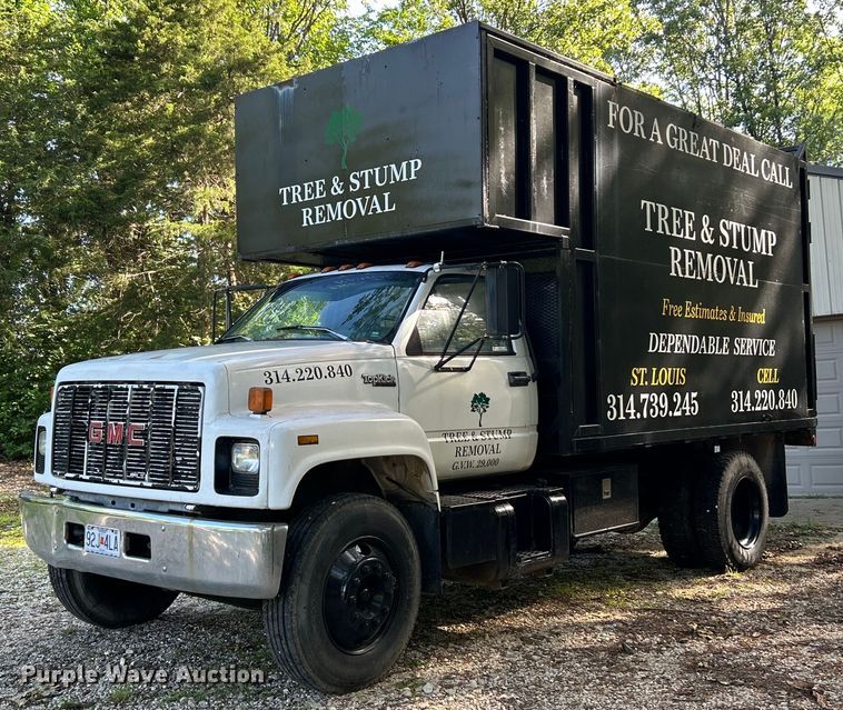 image for item EK4719 1992 GMC TopKick chipper truck
