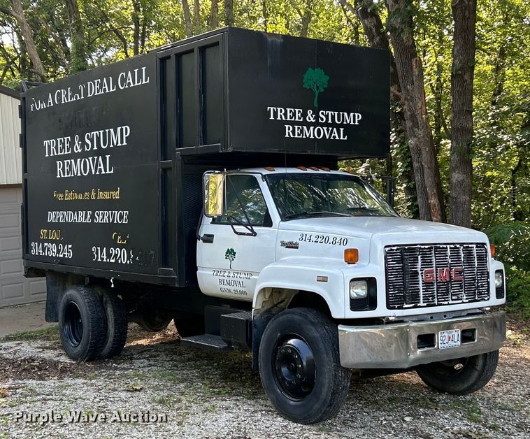 image for item EK4719 1992 GMC TopKick chipper truck