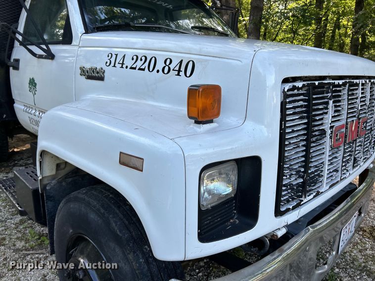 image for item EK4719 1992 GMC TopKick chipper truck