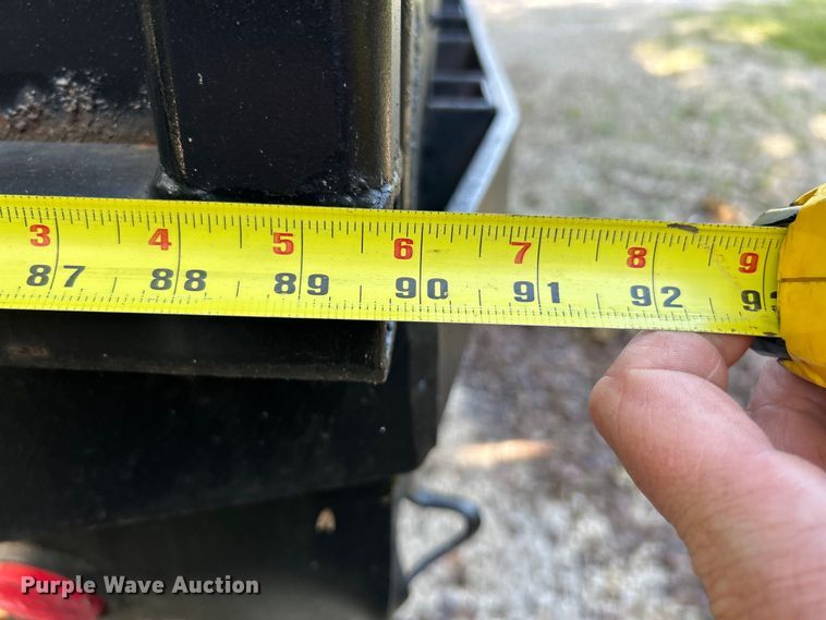 image for item EK4719 1992 GMC TopKick chipper truck