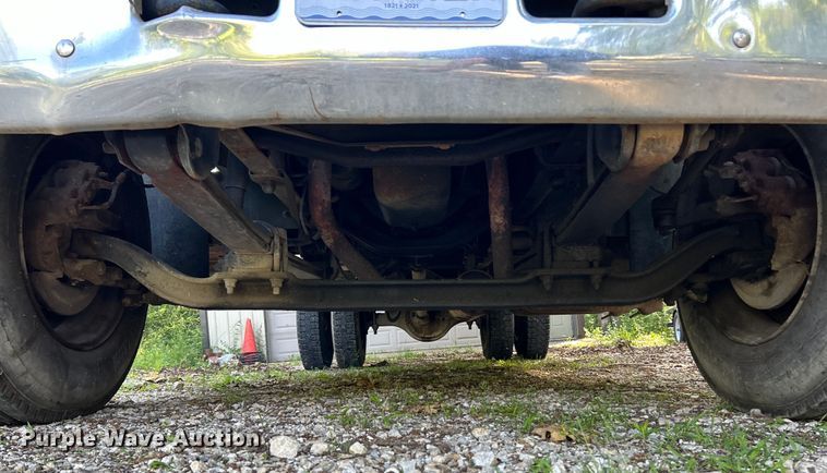 image for item EK4719 1992 GMC TopKick chipper truck