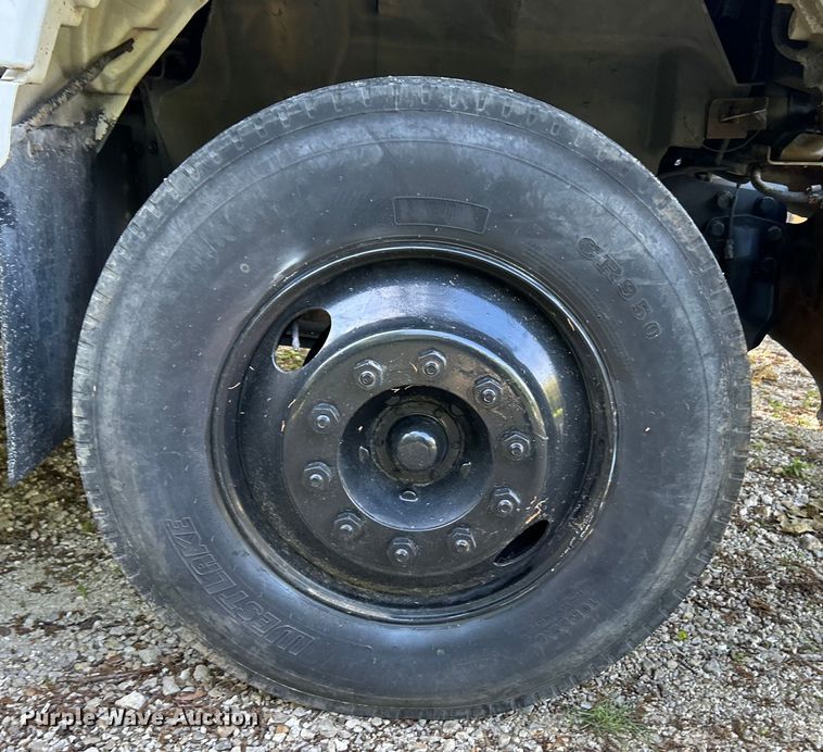 image for item EK4719 1992 GMC TopKick chipper truck