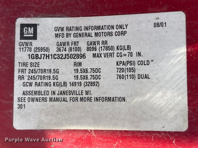 image for item EK8543 2002 Chevrolet  C7500 rollback truck