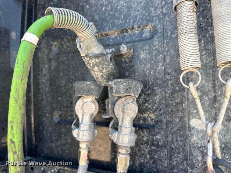 image for item IB9420 2022 Volvo VNR semi truck