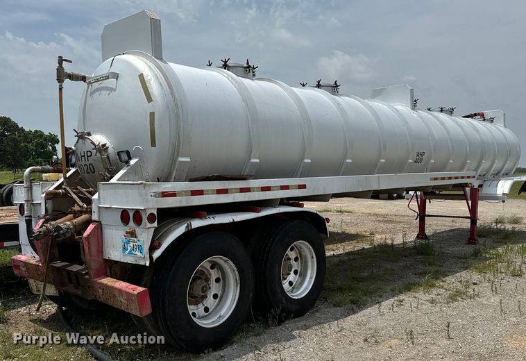 image for item IE9028 2007 Dragon  tank trailer