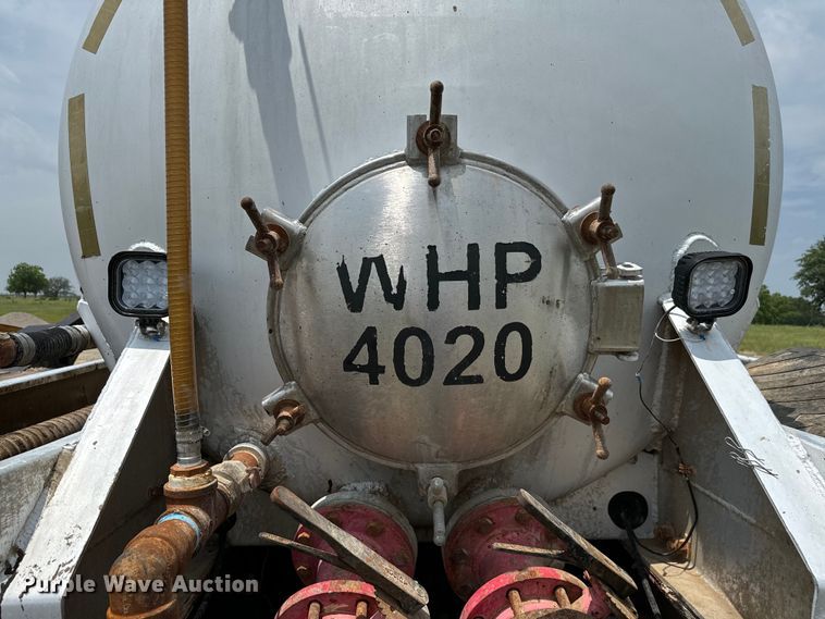 image for item IE9028 2007 Dragon  tank trailer