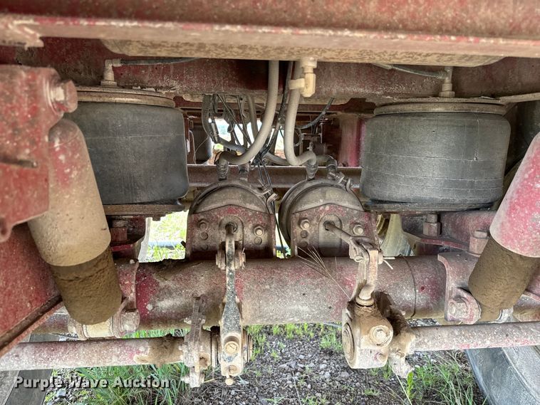 image for item IE9028 2007 Dragon  tank trailer