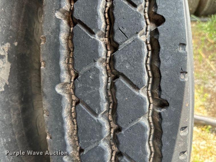 image for item IE9028 2007 Dragon  tank trailer