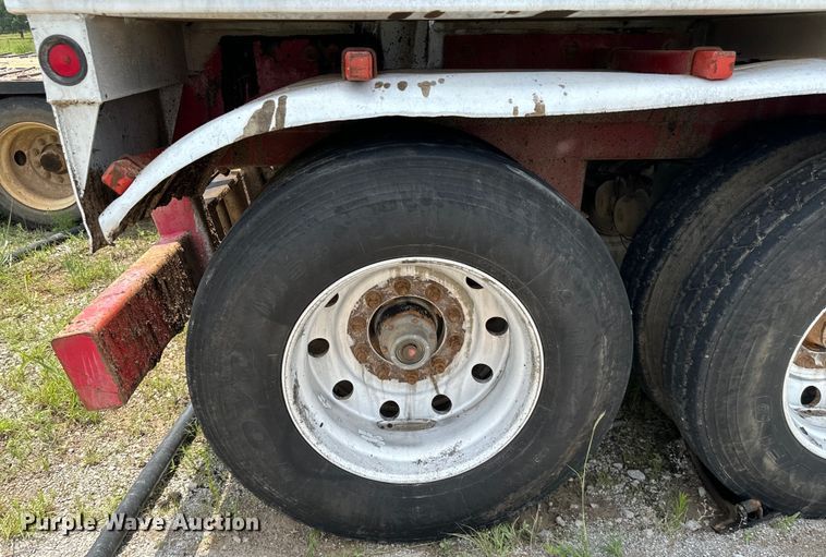 image for item IE9028 2007 Dragon  tank trailer