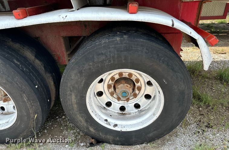 image for item IE9028 2007 Dragon  tank trailer