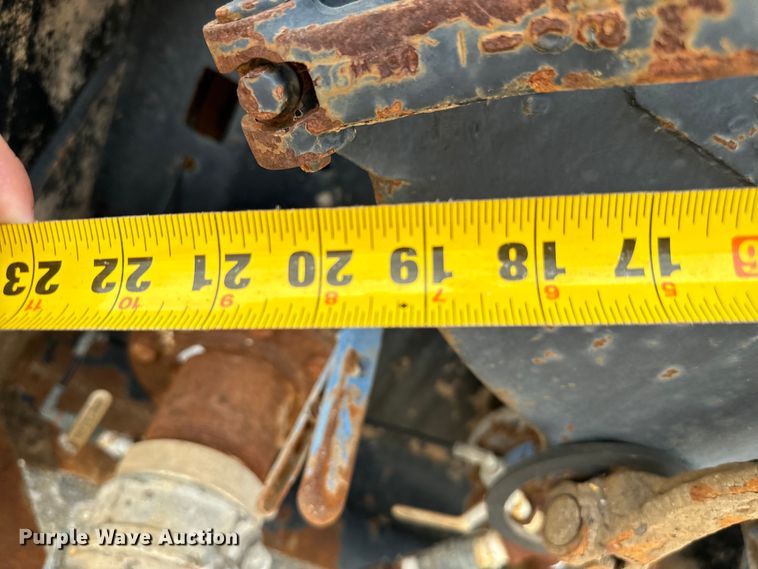 image for item IE9030 1996 Peterbilt  379 vacuum truck