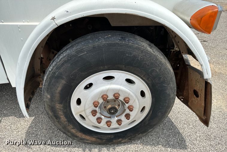 image for item IE9030 1996 Peterbilt  379 vacuum truck