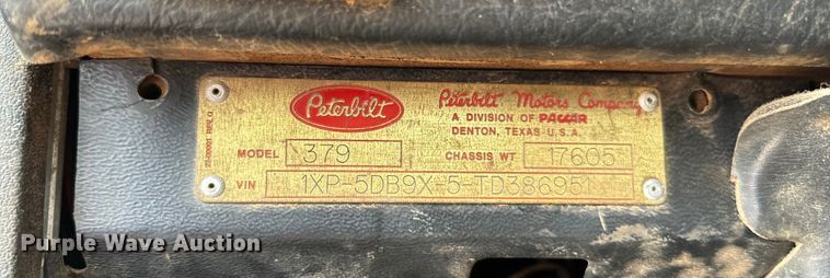 image for item IE9030 1996 Peterbilt  379 vacuum truck
