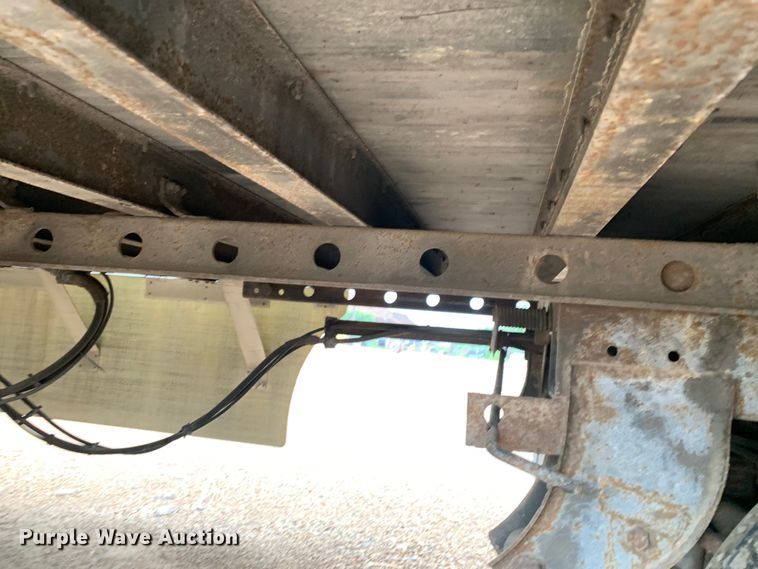 image for item JT9846 2012 Great Dane PSE-1313-22053 dry van trailer
