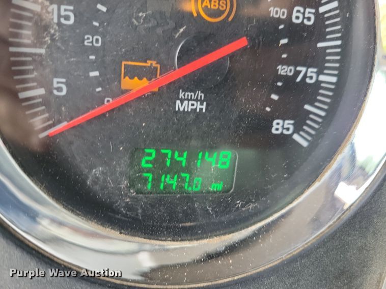 image for item KB9015 2010 Kenworth T800 fuel truck