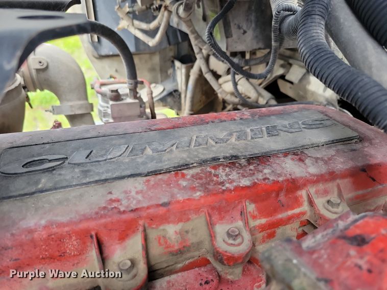 image for item KB9015 2010 Kenworth T800 fuel truck