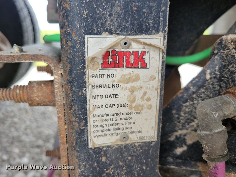 image for item KB9015 2010 Kenworth T800 fuel truck