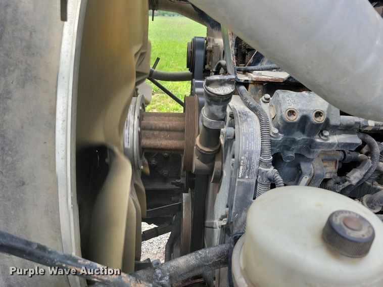 image for item KB9016 2012 Kenworth T440 fuel truck