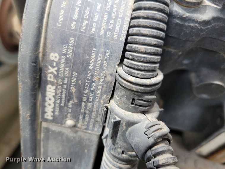 image for item KB9016 2012 Kenworth T440 fuel truck