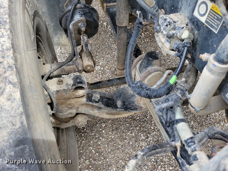 image for item KB9016 2012 Kenworth T440 fuel truck