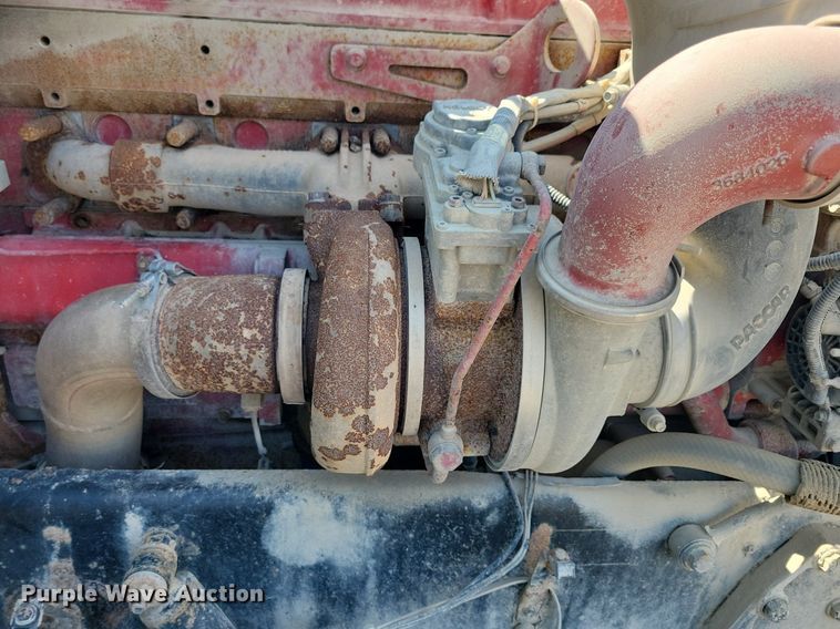 image for item KB9033 2008 Peterbilt 386 semi truck