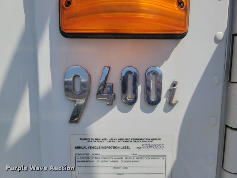 image for item KB9034 2003 International  Eagle 9400i truck cab and chassis