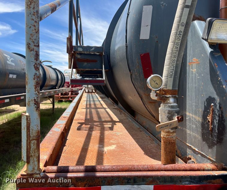image for item LU9875 2008 Jack County Tank vacuum trailer