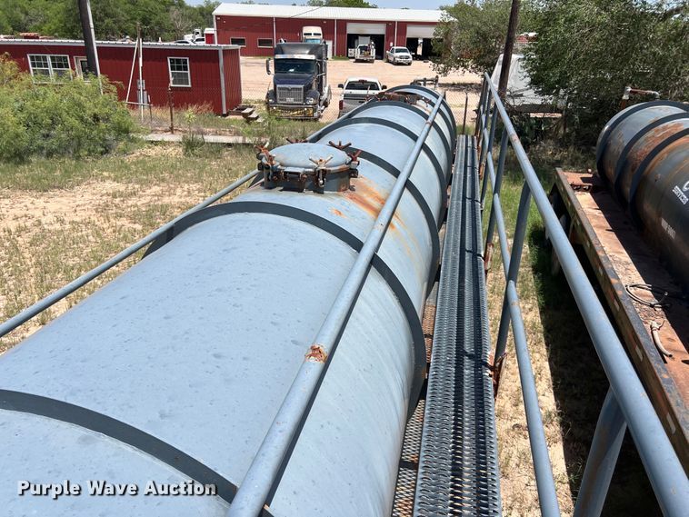 image for item LU9875 2008 Jack County Tank vacuum trailer