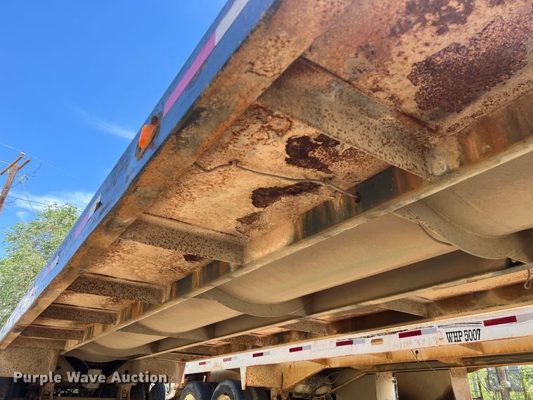 image for item LU9876 2011 Tiger vacuum trailer