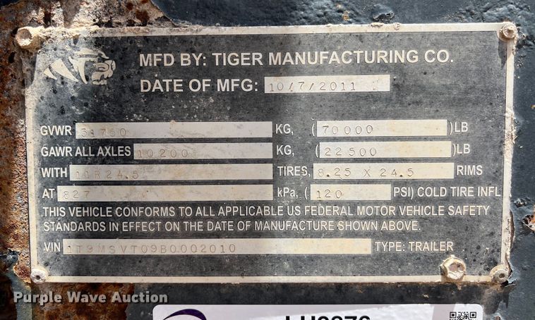 image for item LU9876 2011 Tiger vacuum trailer