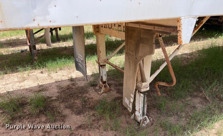 image for item LU9877 2006 Troxell vacuum trailer