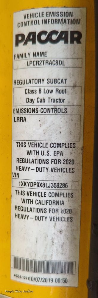 image for item NG9827 2020 Kenworth T680 semi truck