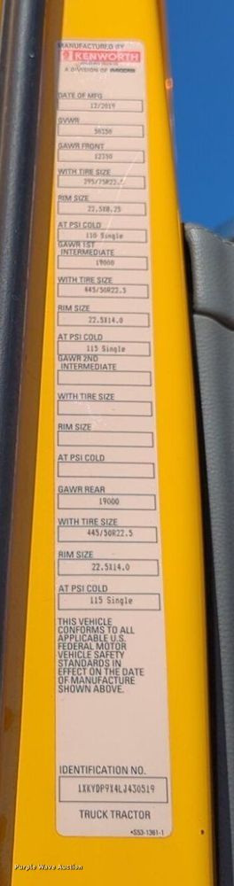 image for item NG9833 2020 Kenworth  T680 semi truck