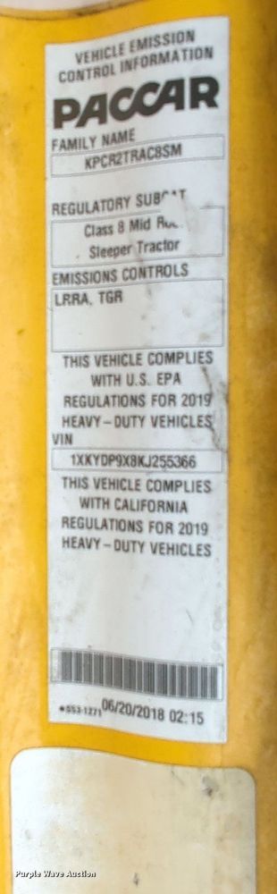 image for item NG9835 2019 Kenworth T680 semi truck