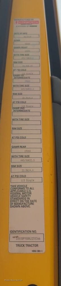 image for item NG9835 2019 Kenworth T680 semi truck