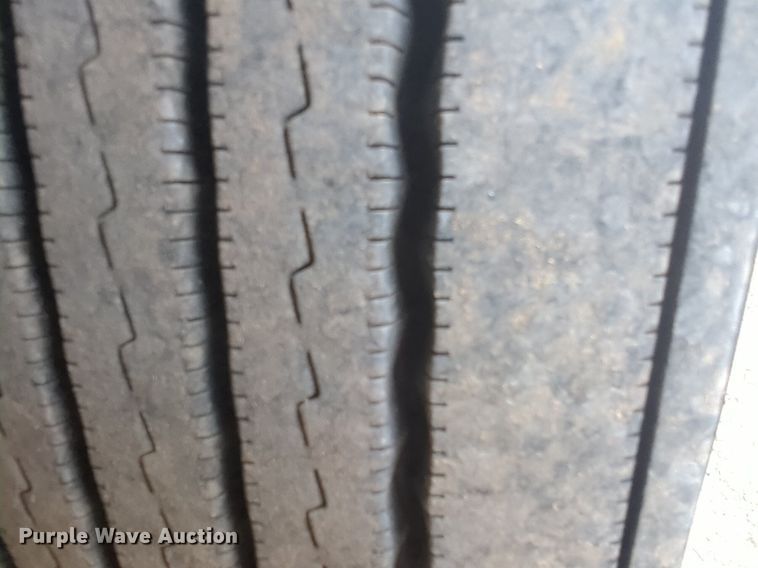 image for item NG9840 2020 Kenworth T680 semi truck