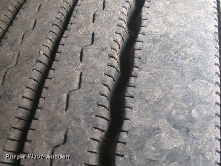 image for item NG9841 2021 Freightliner Cascadia semi truck