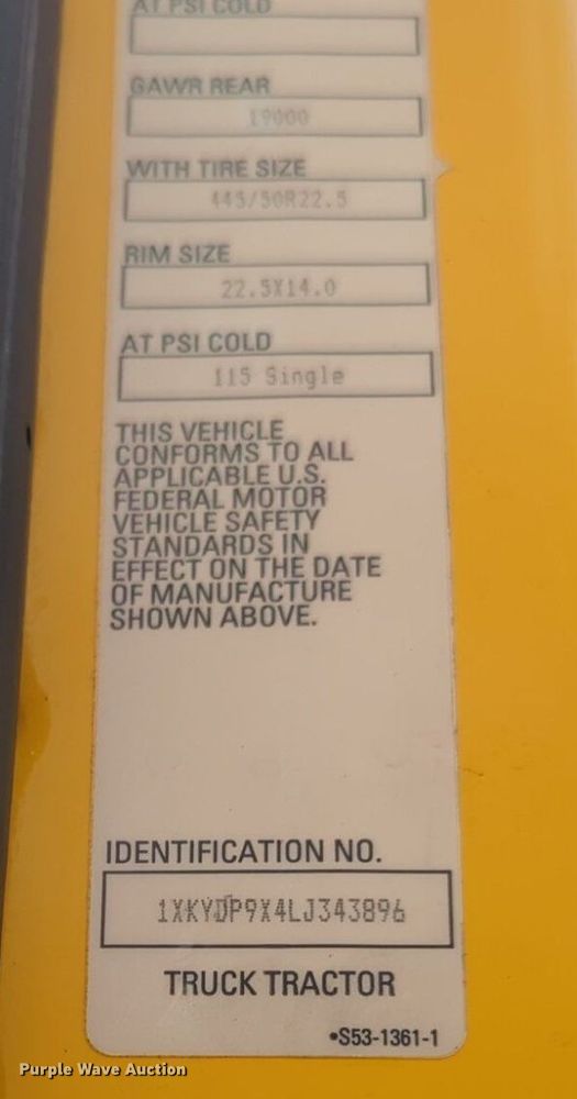 image for item NG9842 2020 Kenworth T680 semi truck