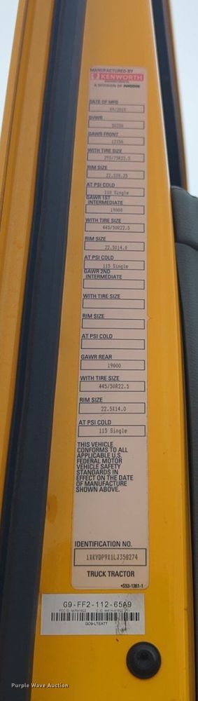 image for item NG9844 2020 Kenworth T680 semi truck