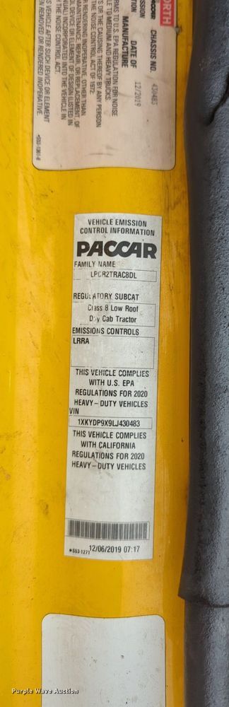 image for item NG9845 2020 Kenworth T680 semi truck