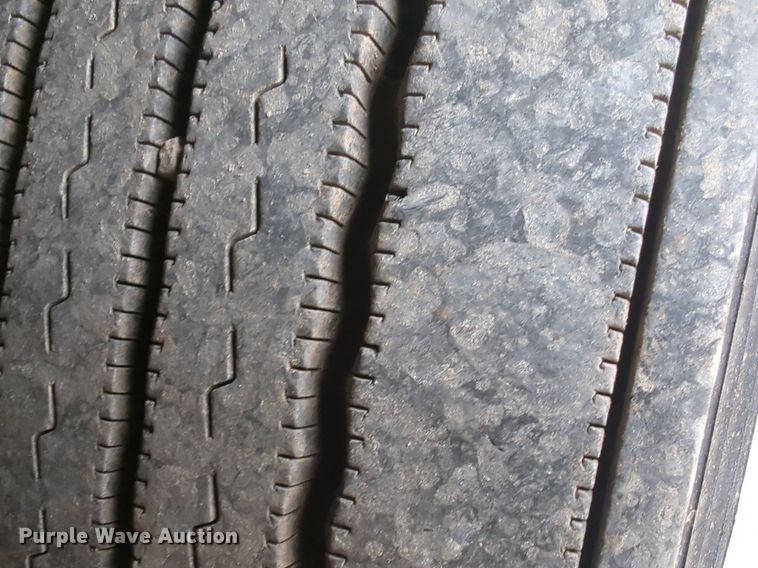 image for item NG9849 2020 Kenworth T680 semi truck