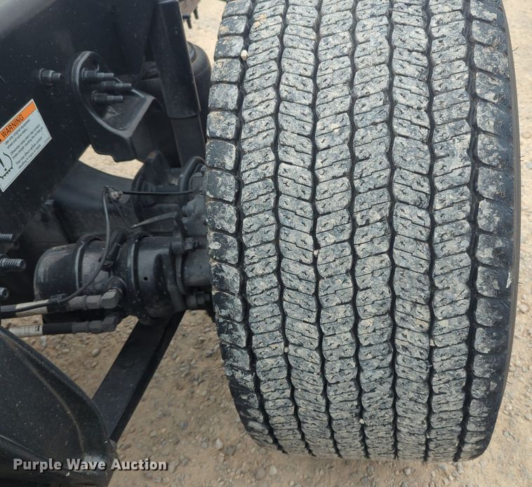 image for item NG9855 2021 Freightliner Cascadia semi truck