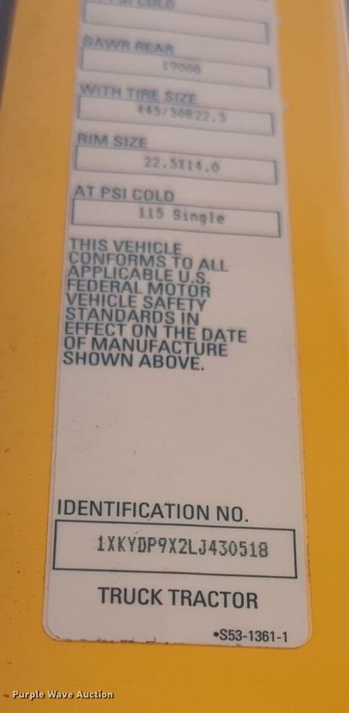 image for item NG9857 2020 Kenworth T680 semi truck