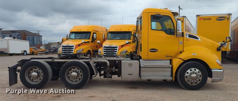 image for item NG9859 2019 Kenworth T680 semi truck