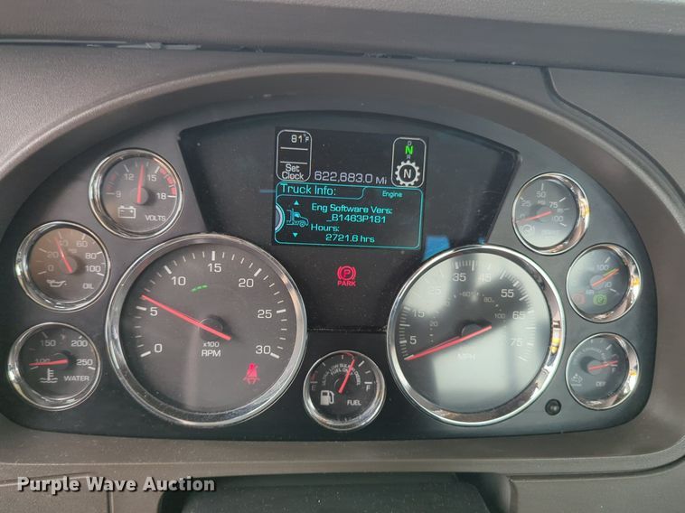 image for item NG9859 2019 Kenworth T680 semi truck