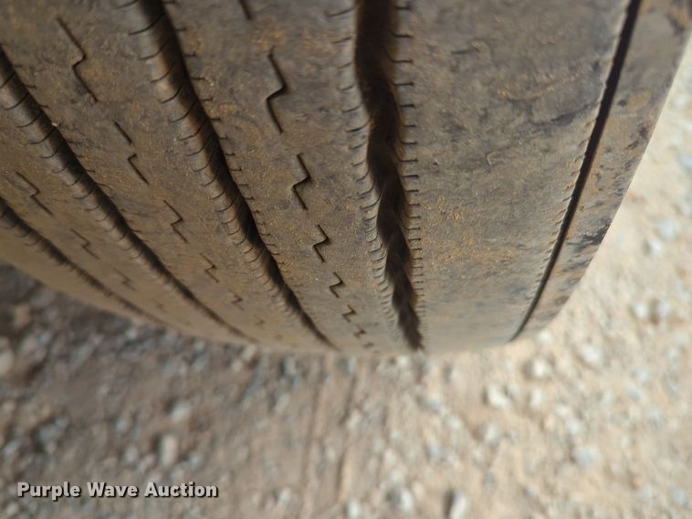 image for item NG9859 2019 Kenworth T680 semi truck